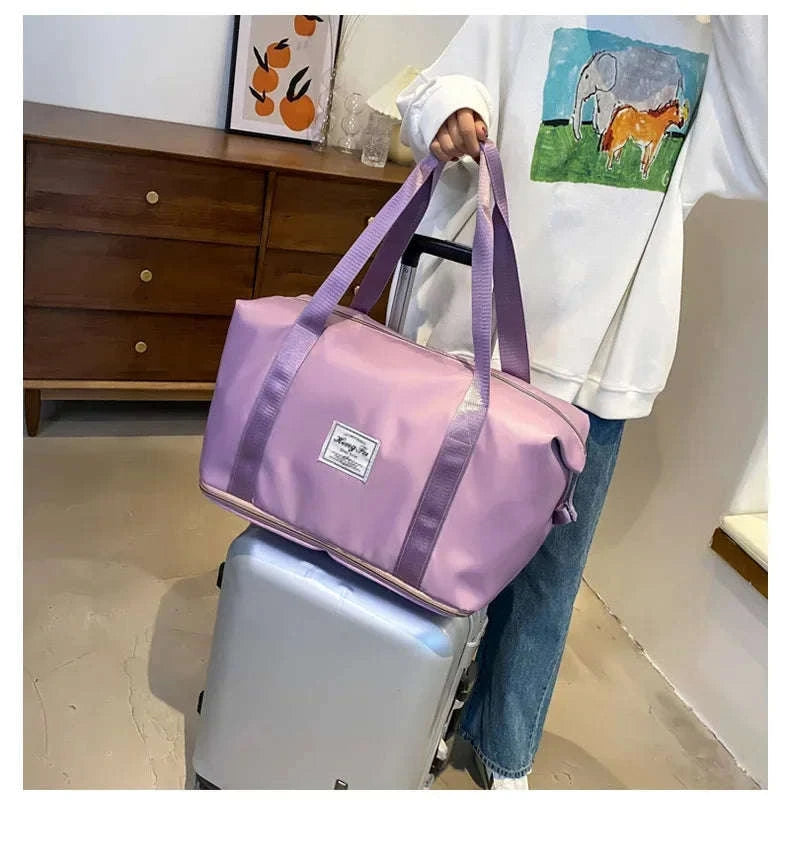 Large-Capacity Travel Bag for Women with Handle-Pink