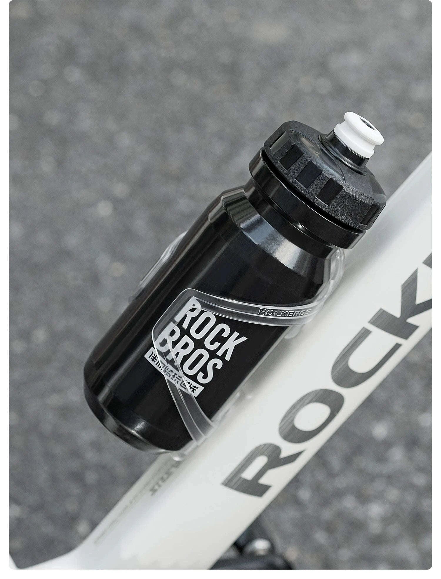 Lightweight Bike Water Bottle Cage – Secure Under 75g Holder-C with 600ml bottle