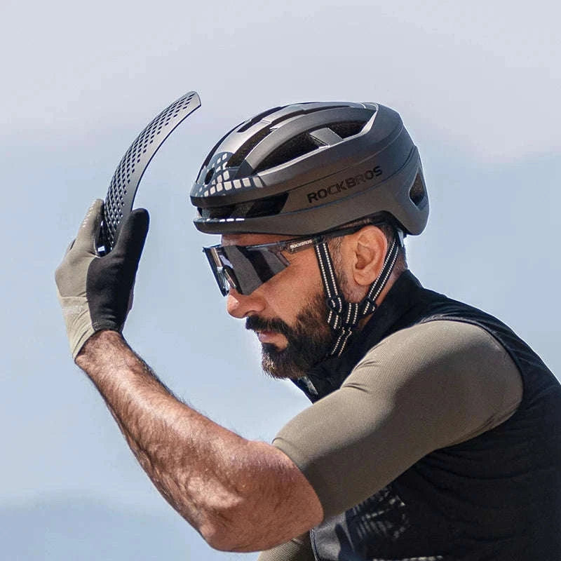 Lightweight Cycling Helmet with Magnetic Cover and 16–20 Vents-10110018001 / 57-61cm