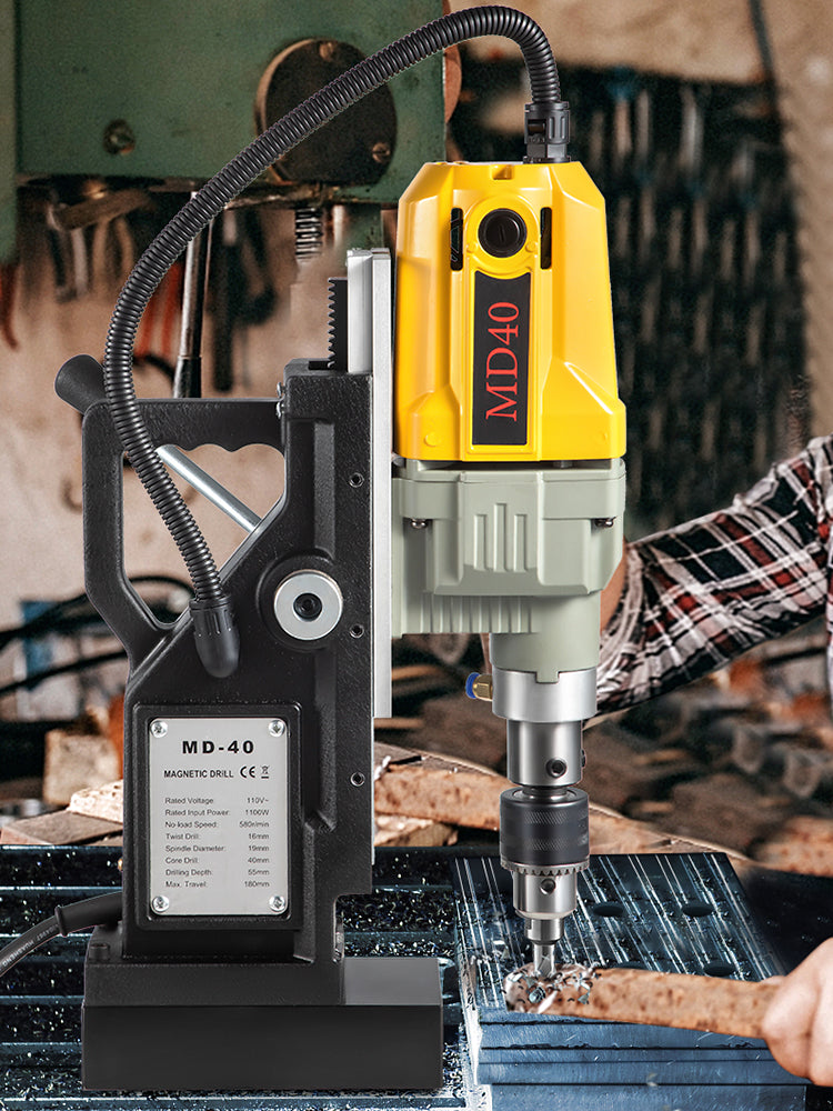 Magnetická vrtačka 1100W s podstavcem 12000N a kapacitou 40 mm