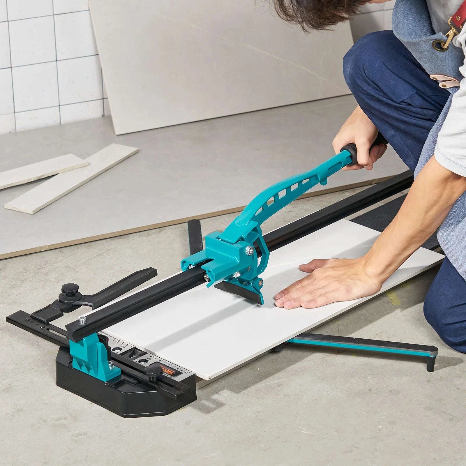 Manual Tile Cutter with Laser Positioning and Support Feet-france