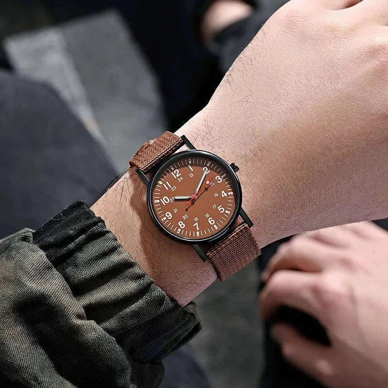 Men's Quartz Watch with Luminous Hands and Big Dial-Blick