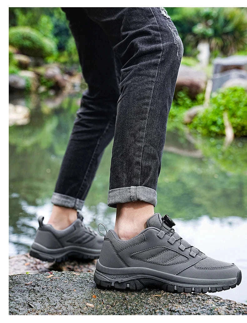 Men's Rotating Buckle Hiking Shoes for Spring and Autumn-black / 39