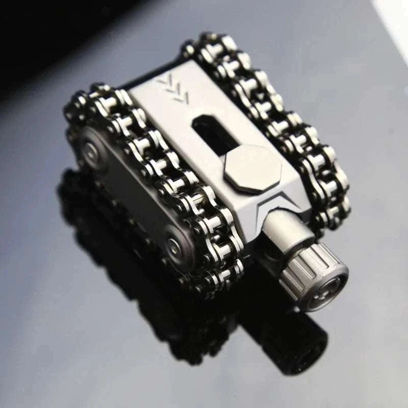 Metal Tank Fidget Spinner Toy with Rotating Gear and Tracks-1PC