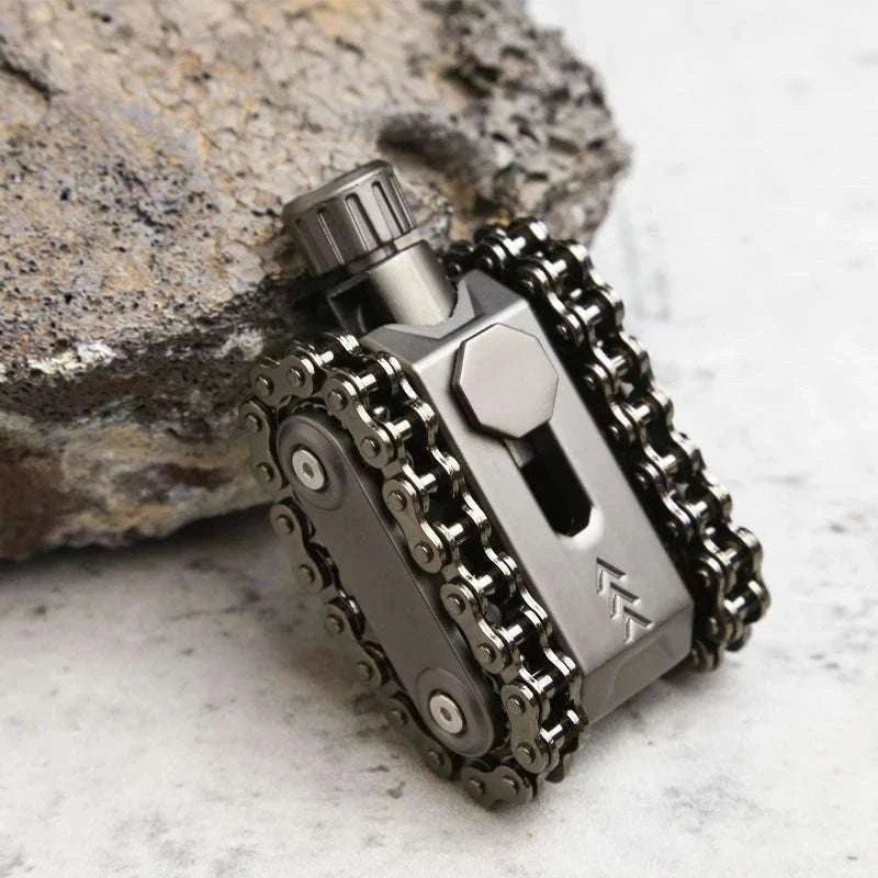 Metal Tank Fidget Spinner Toy with Rotating Gear and Tracks-1PC