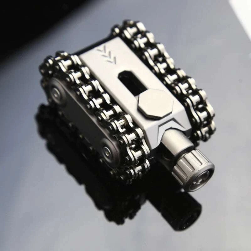 Metal Tank Fidget Spinner Toy with Rotating Gear and Tracks-