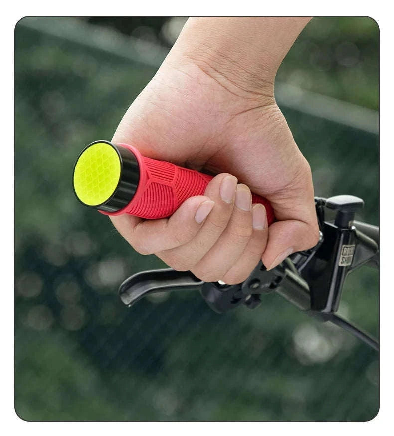 Non-Slip Bike Handlebar Grips with Locking Rings and Reflective Strips-2023-14A2
