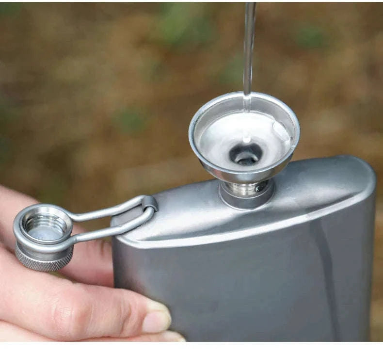 Portable Pure Titanium Hip Flask with Funnel, 200ml/260ml-Ta8603S-200ml