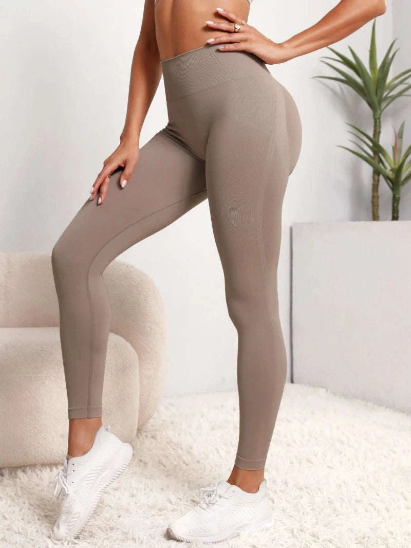 Seamless Hip Lifting High Waist Leggings-M / black