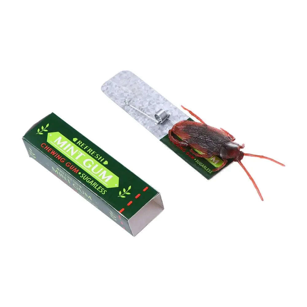 Shocking Cockroach Chewing Gum Prank Toy-Green