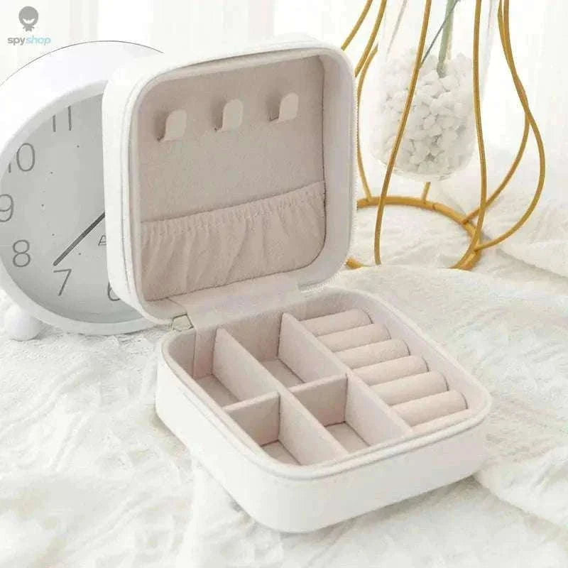 Single-Layer Travel Leather Jewelry Box for Organized Storage-White