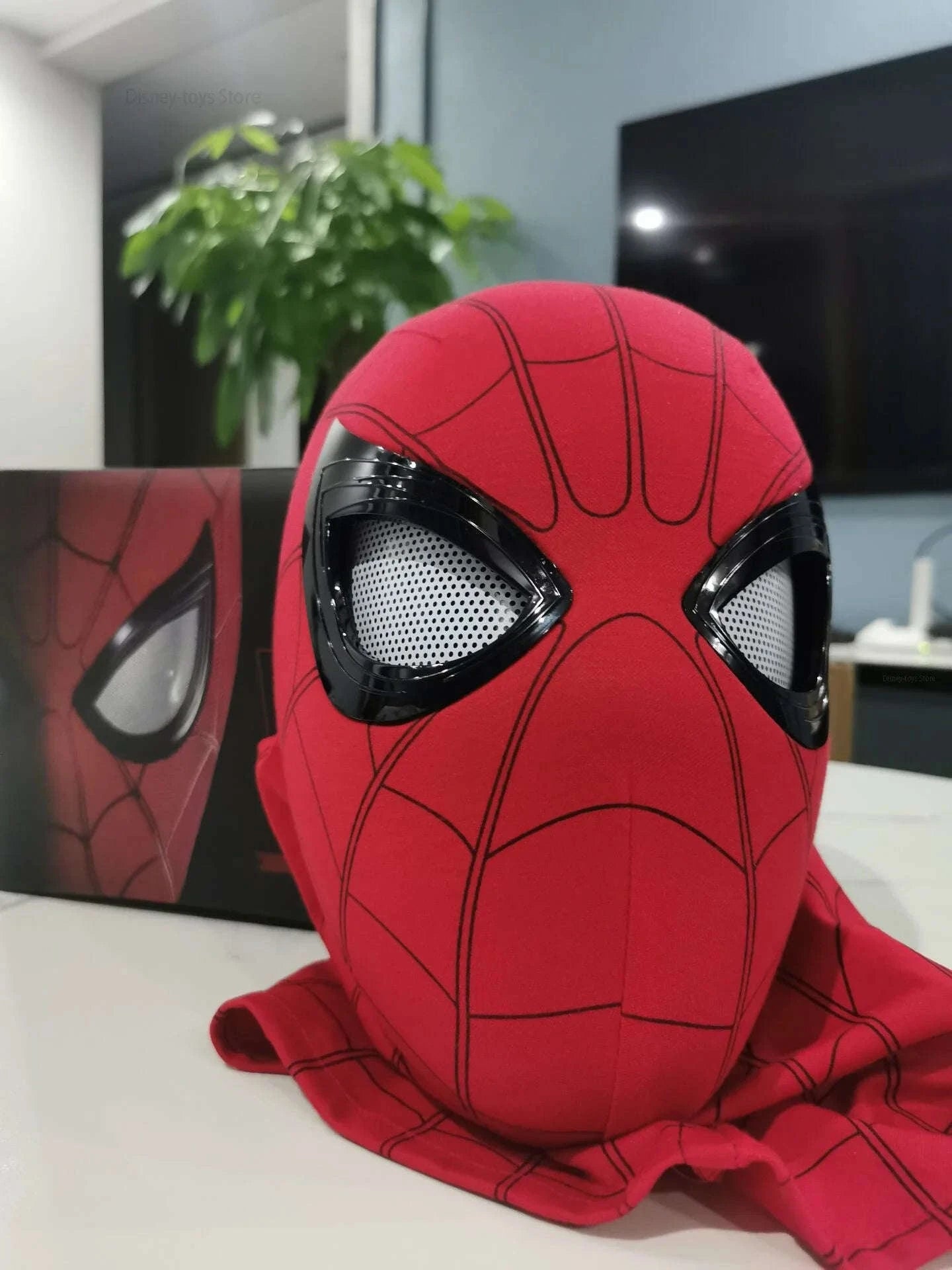 Spider Man Mobile Eye Electronic Mask with Remote Control-3D Line