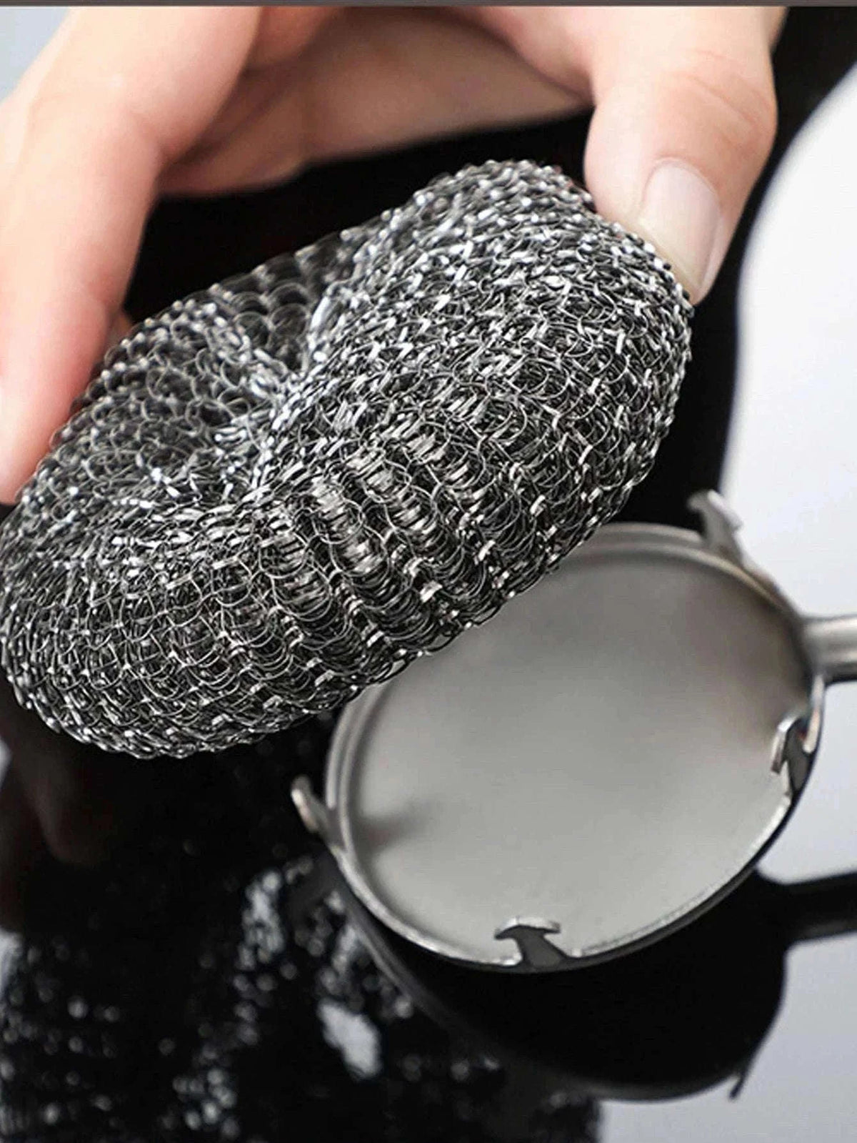 Steel Wool Scrubber with Handle for Tough Kitchen Cleaning-1PC