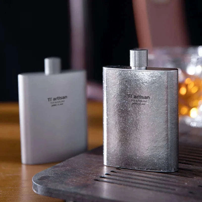 Titanium Pocket Flask 100ml with Funnel-ice Crysatl