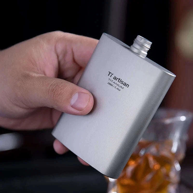 Titanium Pocket Flask 100ml with Funnel-ice Crysatl