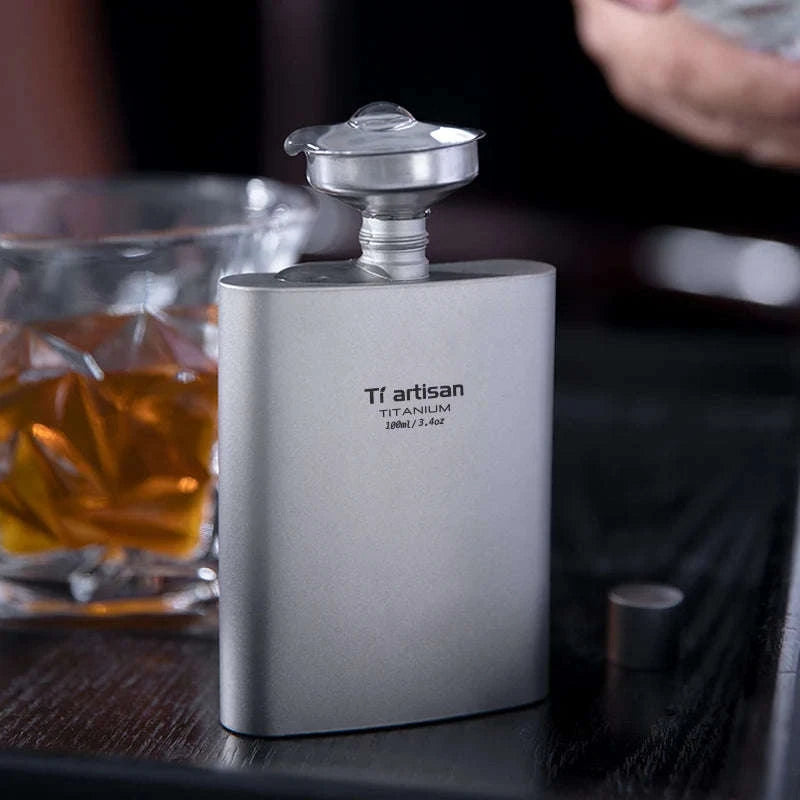 Titanium Pocket Flask 100ml with Funnel-ice Crysatl