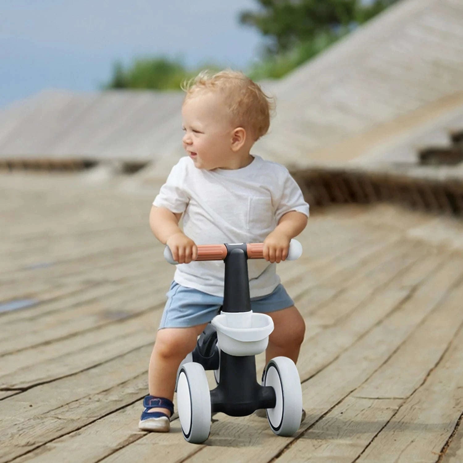 Toddler Balance Bike Walker with 4 Wheels and Adjustable Seat-green / france