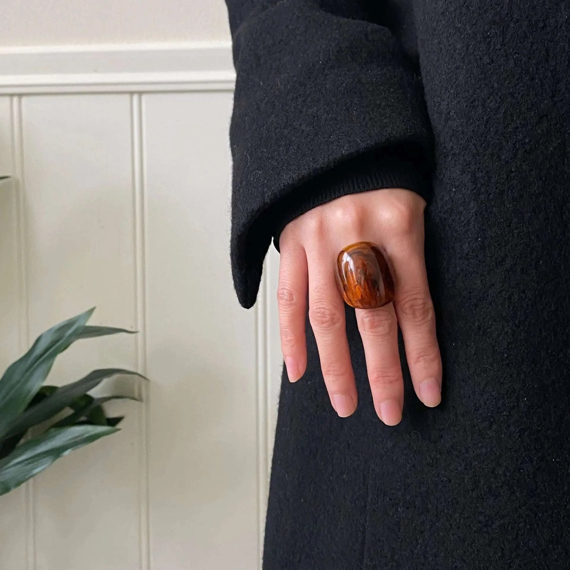 Vintage Amber Resin Geometric Statement Ring for Women-inner diameter 17mm / 01