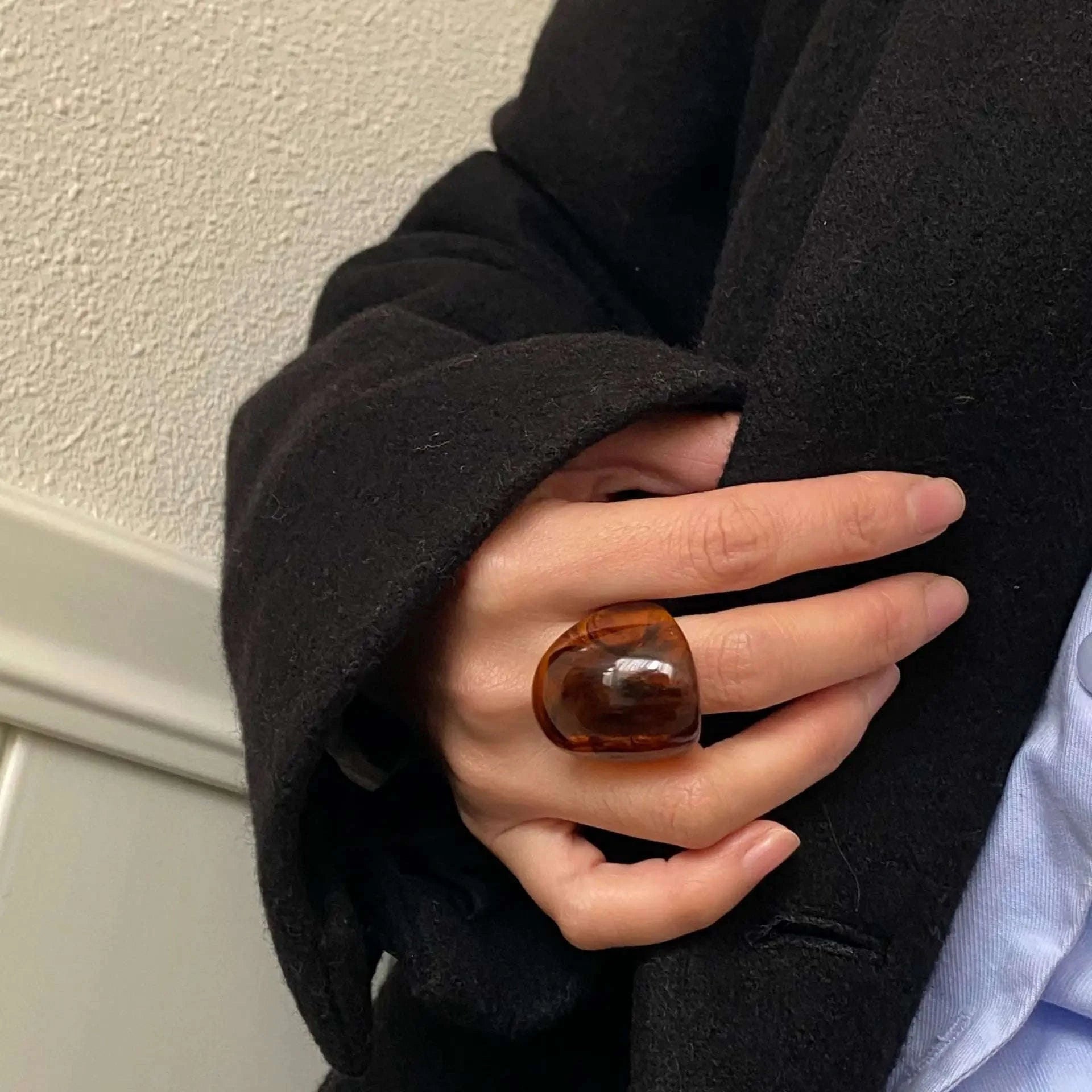 Vintage Amber Resin Geometric Statement Ring for Women-inner diameter 17mm / 01