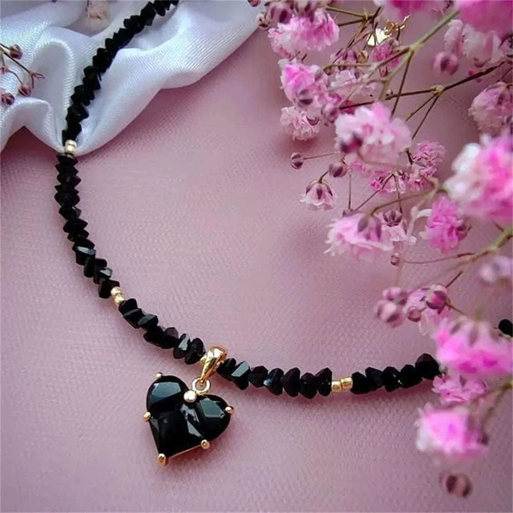 Vintage Zircon Heart Pendant Necklace for Women-NES-10047-9