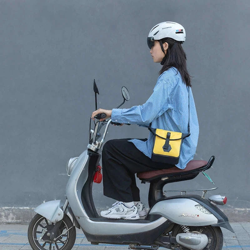 Waterproof Motorcycle Saddle Bag for Tools and Travel Storage-AS-079