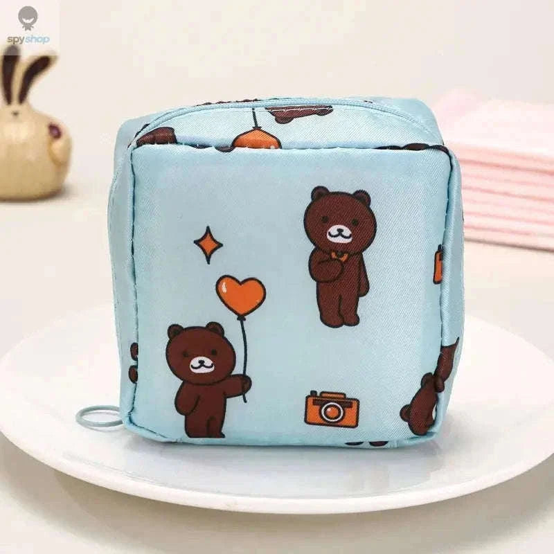 Waterproof Sanitary Napkin Storage Pouch for Discreet Daily Carry-Black Flamingo