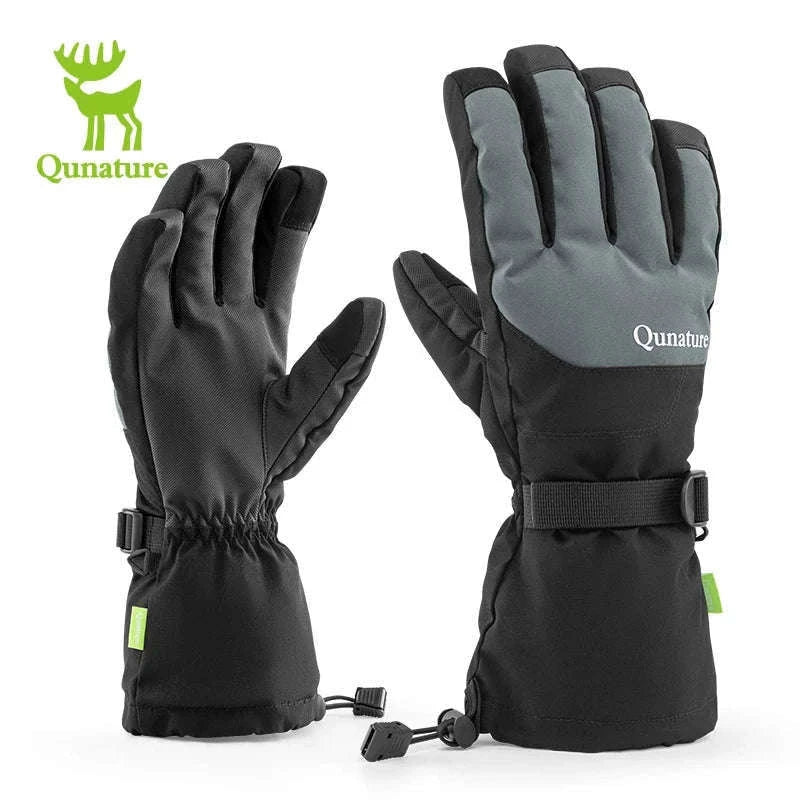 Windproof Insulated Ski Gloves with Touchscreen Fingertips-014-S350-WT / L
