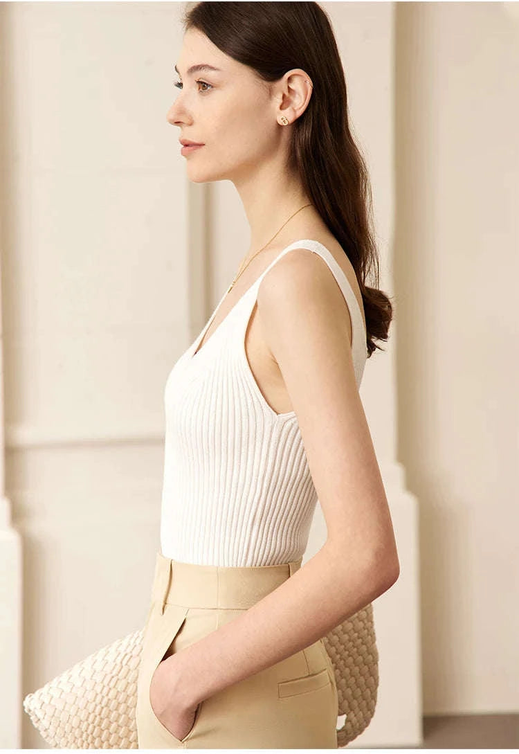 Women’s Slim Fit V-Neck Camisole Top for Office and Summer Wear-green / M