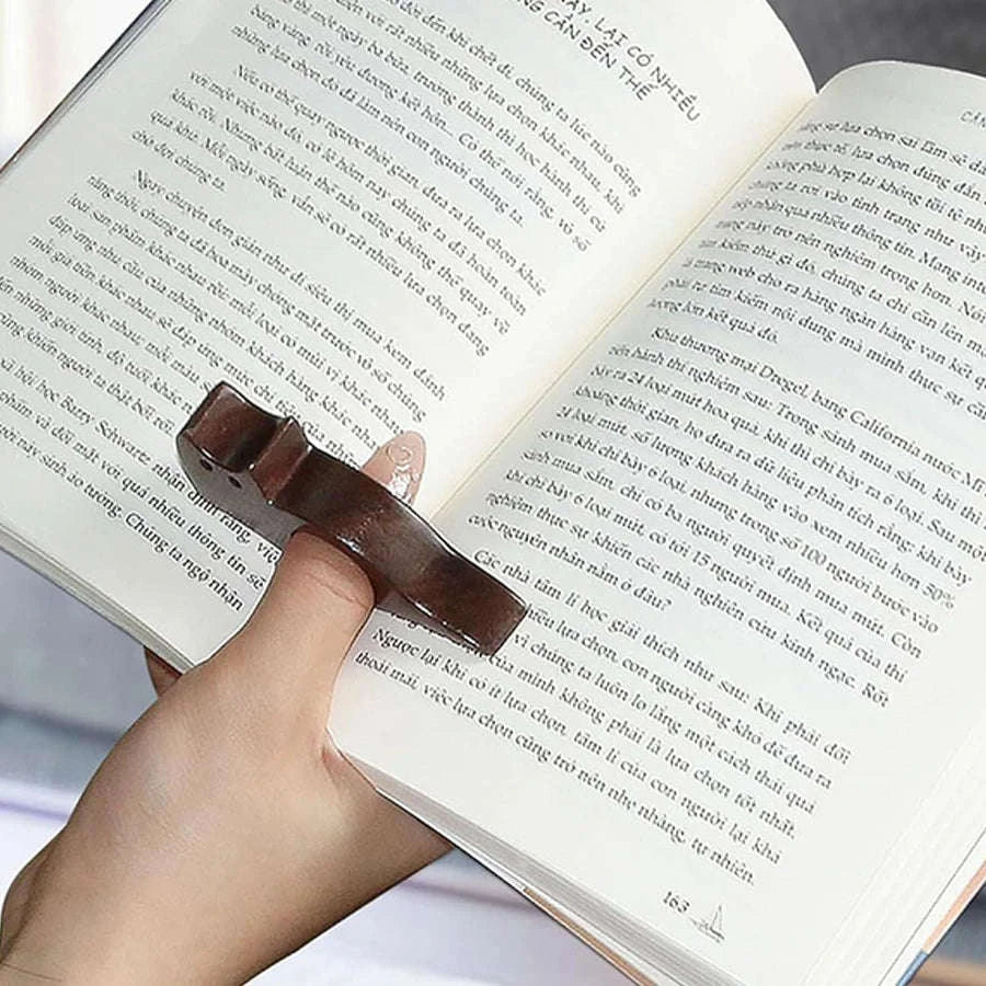 Wooden Pet Cat & Dog Bookmark & Page Holder-A / CHINA