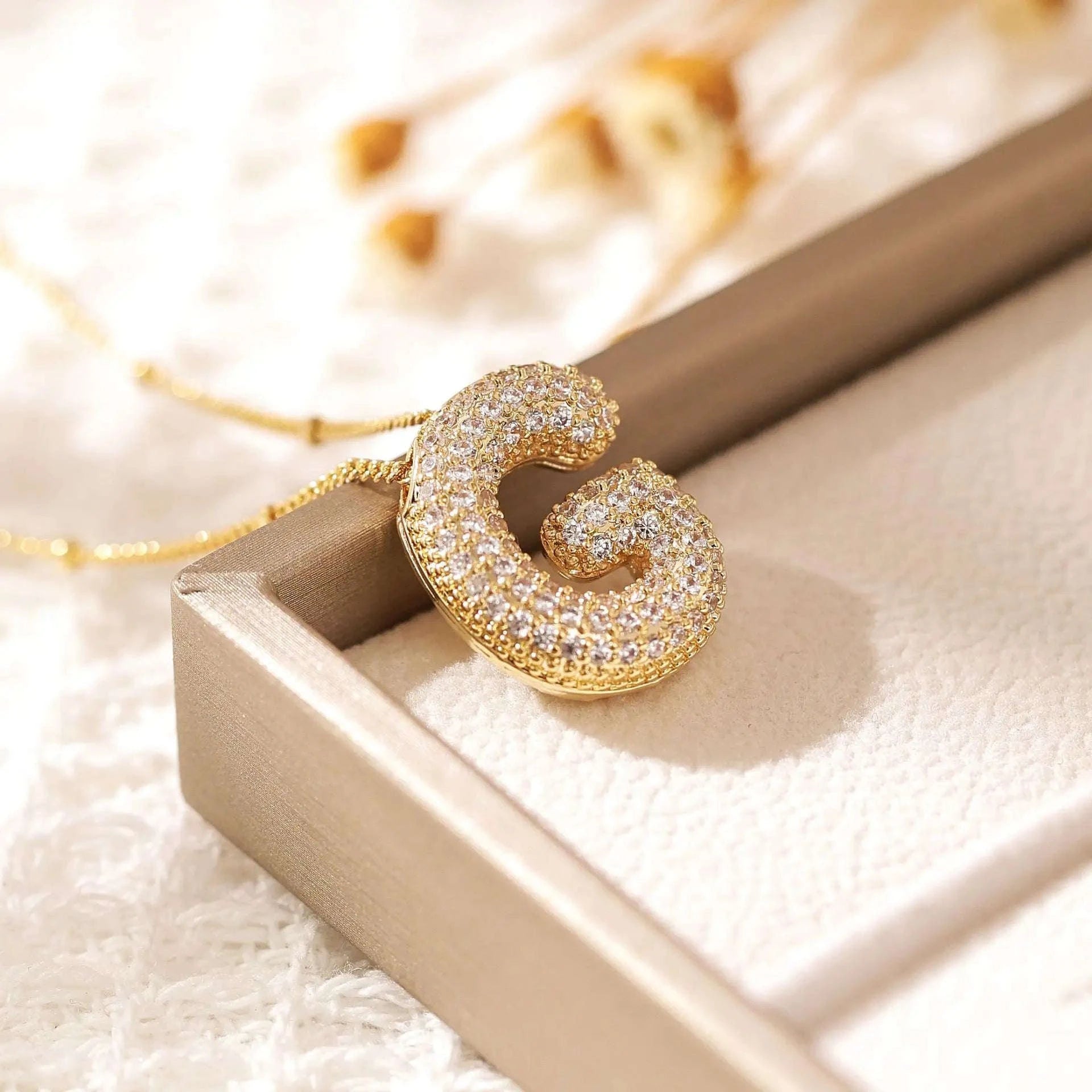 Zircon Letter Pendant Necklace-Y