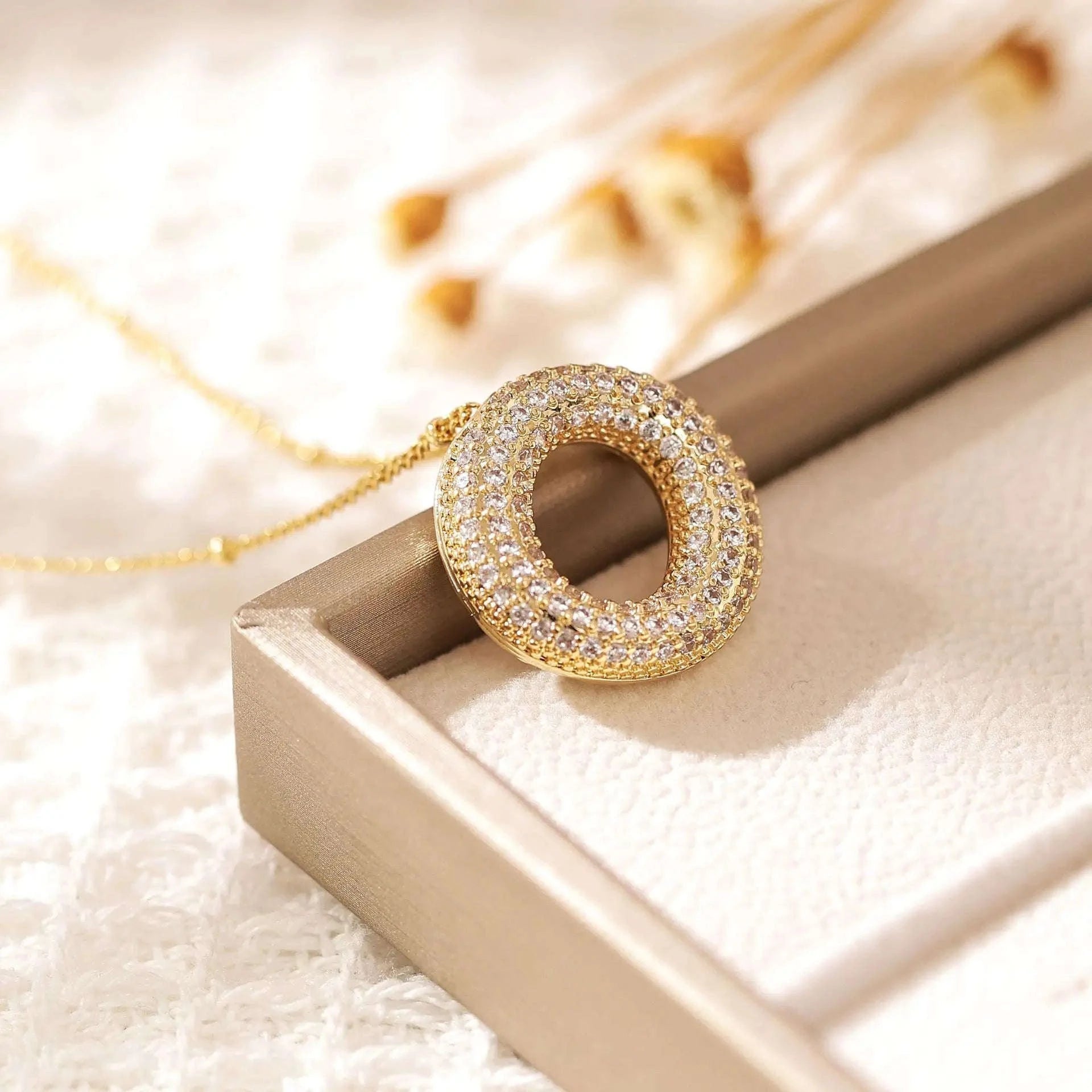 Zircon Letter Pendant Necklace-Y