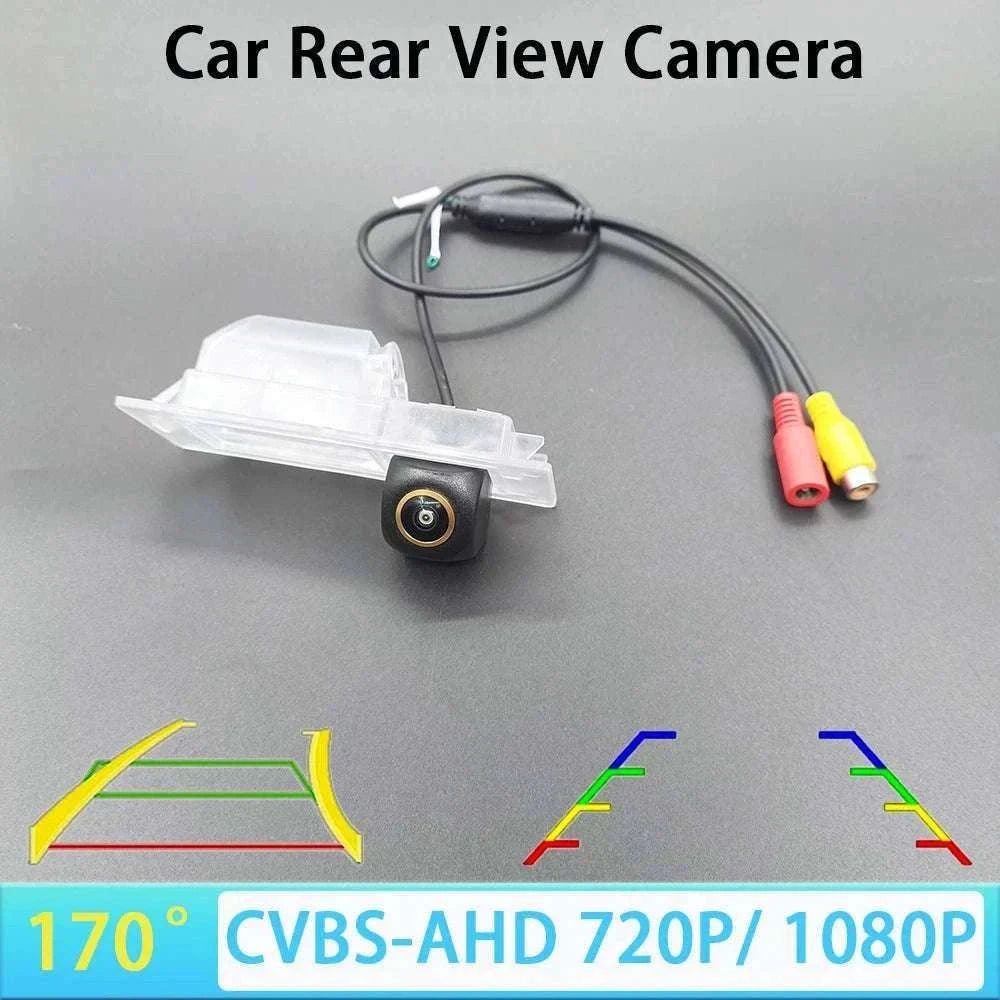 1080P AHD Rear View Camera 170° for Jeep Renegade Fiat Tipo 2015–2019-8400 CCD Track / China Mainland / 12 V