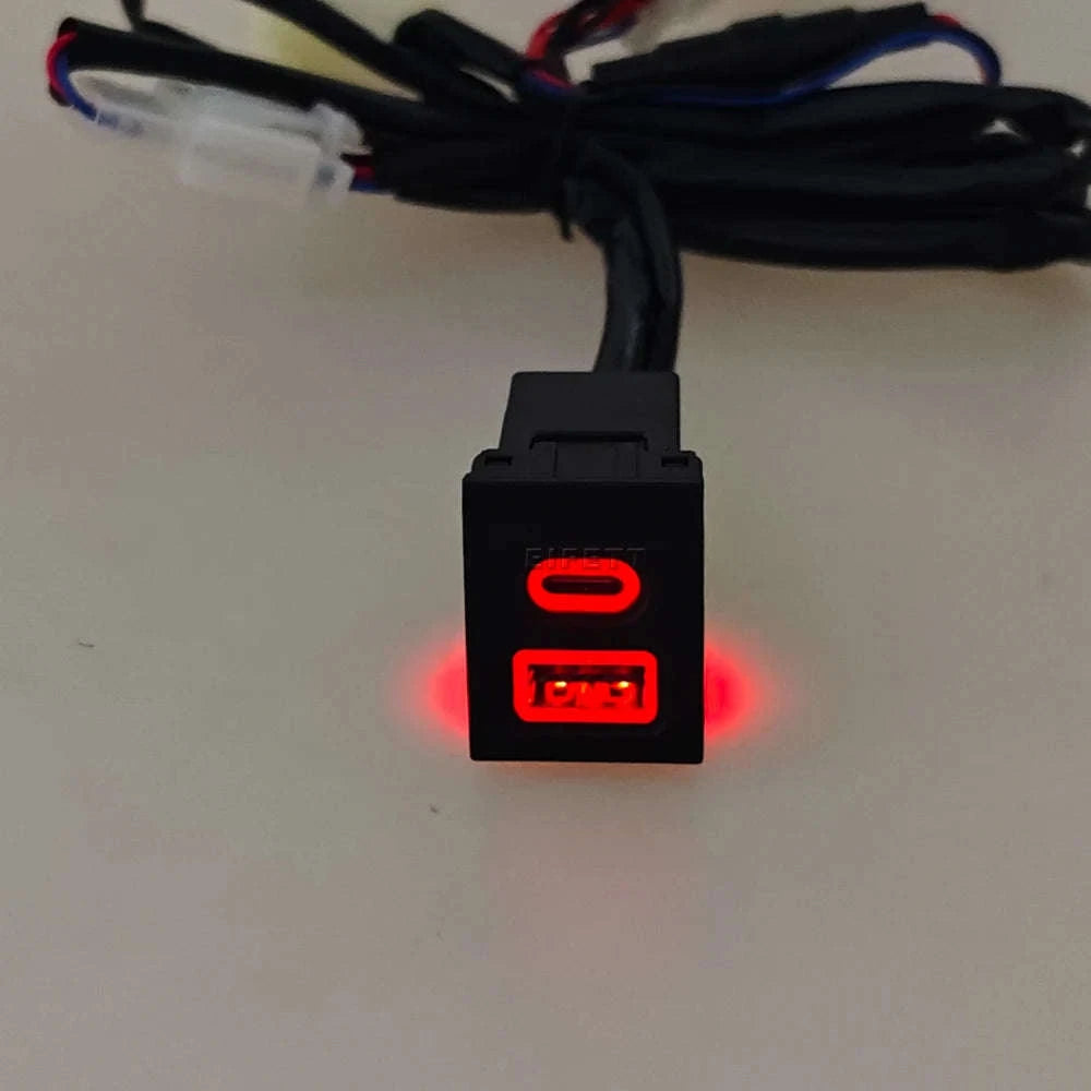 12V/24V Car Phone Charger Socket Double QC3.0 Type-C PD USB Charging Port Power Adapter 9N 9N3 2004-2011-USB and PD