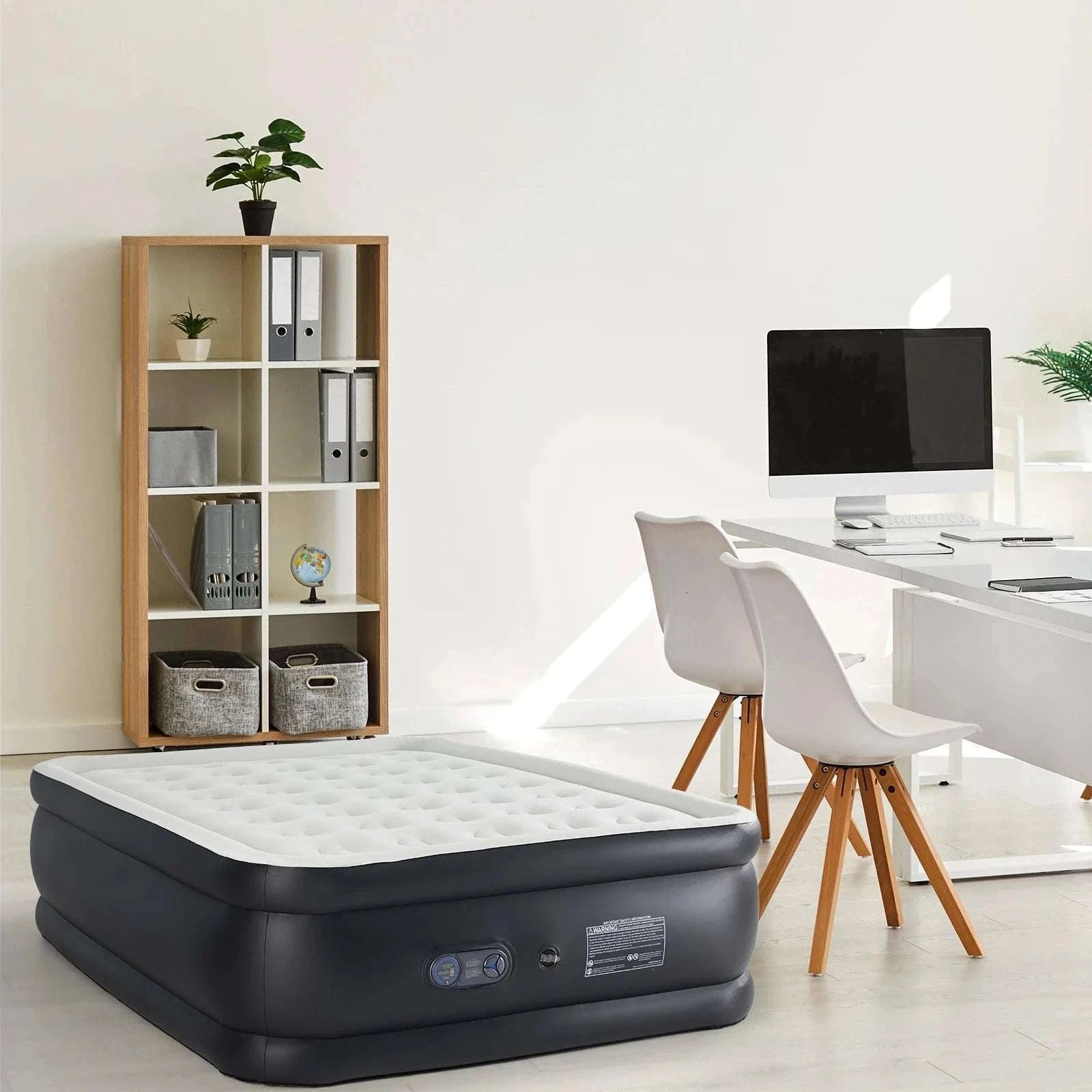 16" Double Height Air Mattress with Built-In Pump, 660 lb Capacity-16 Inch Queen / United States