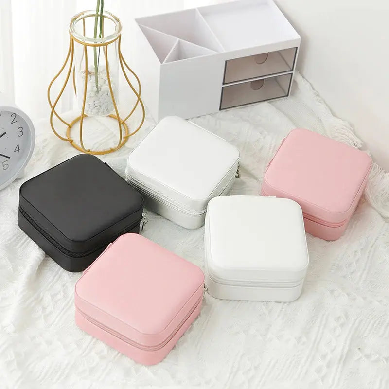 1pcs Single Layer Storage Box Ladies Travel Leather Jewelry Box Classic Black Pure White Fashion Pink Storage Box 