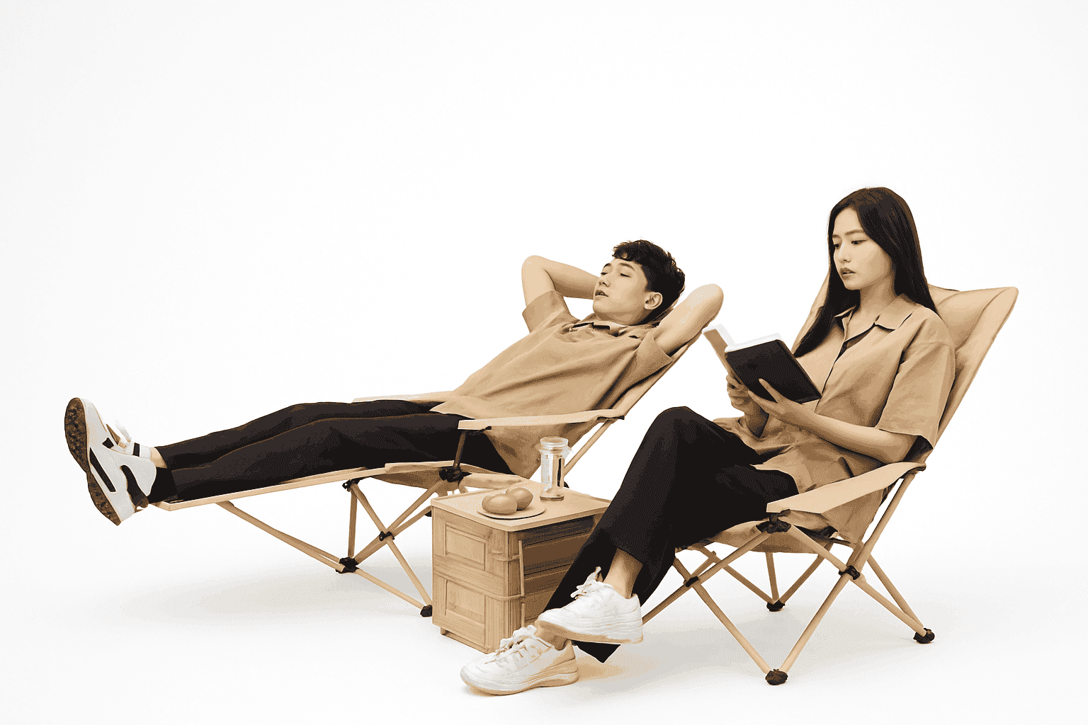 2-in-1 Reclining Camping Chair with Adjustable Backrest and Footrest-Khaki