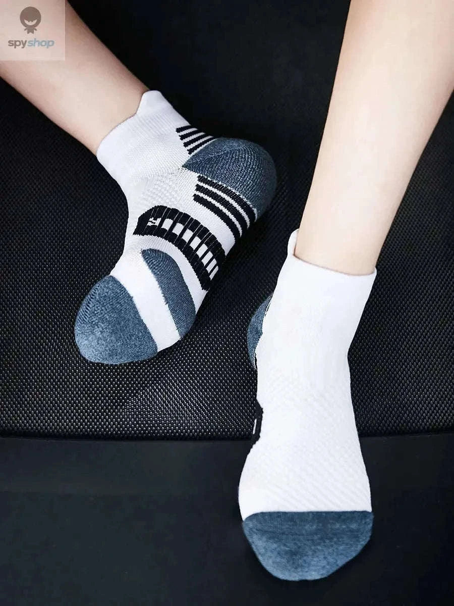 3-Pair Professional Fitness Socks for Training and Daily Comfort-3 white color / size 37-42