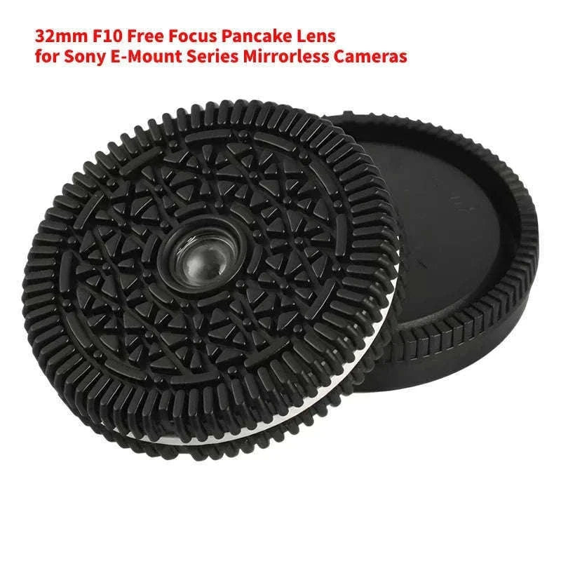 32mm F10 Free Focus Pancake Lens for Mirrorless Cameras-FX-Mount Black