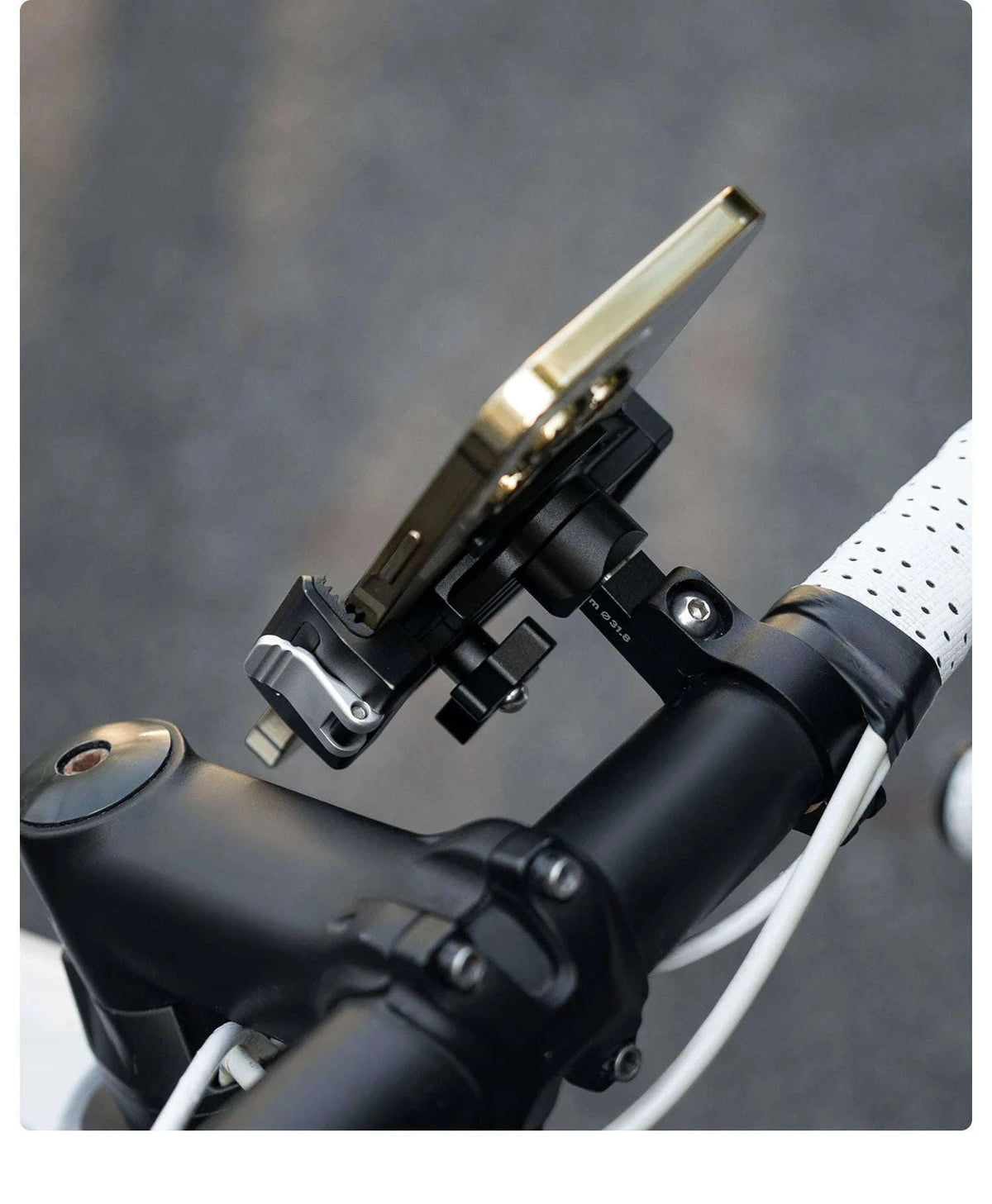 360° Rotating Motorcycle & Bicycle Phone Holder with Shock Absorption-250016001
