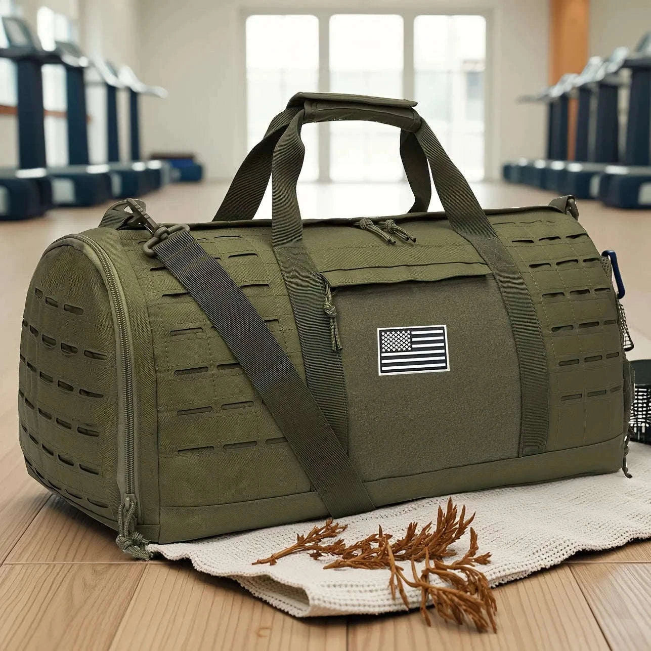 40L Tactical Travel Duffel Bag-Black Camo / United Kingdom