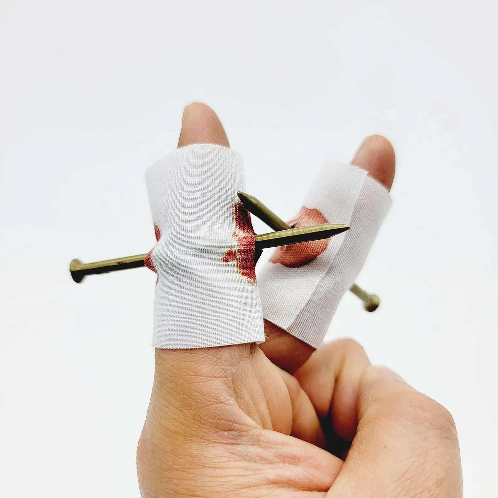 5 Pack Fake Nail Through Finger Trick Blood Prank Prop-5pcs / CHINA
