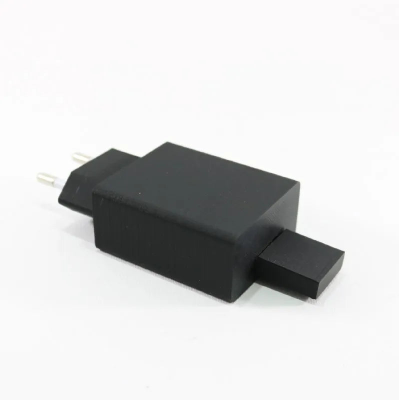 Dold röstinspelare 5V USB reseadapter med 300 timmars inspelning
