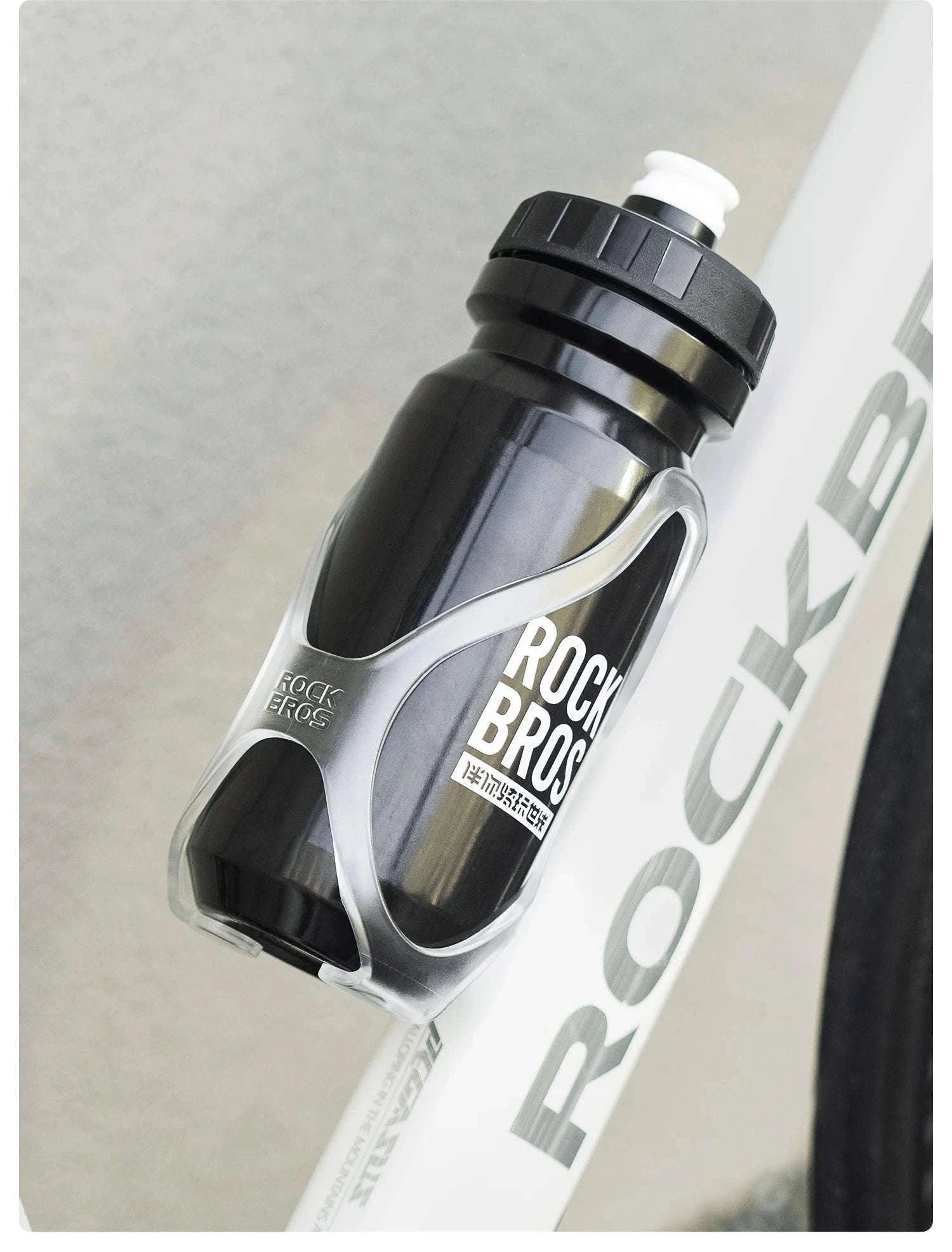 600ml Cycling Water Bottle with Bike Cage-310037001