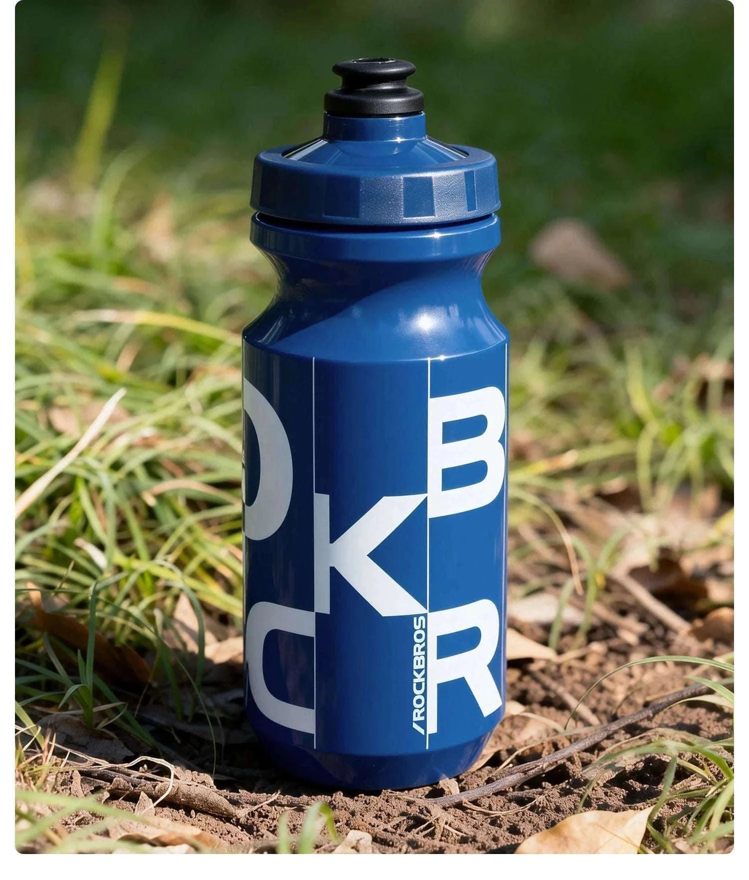 600ml Cycling Water Bottle with Dust Cover Leakproof Squeeze Design-White