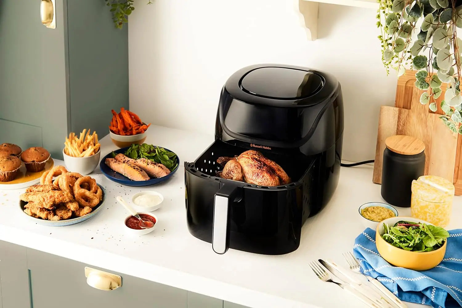 Russell Hobbs SatisFry 27170-56 Hot Air Fryer XXL 8L Rapid AirFryer Compact Housing 7 Cooking Functions 10 Programmes Dishwasher Safe Max 220 °C Fryer without Oil, Grilling, Baking, Roasting - Spy-shop.com