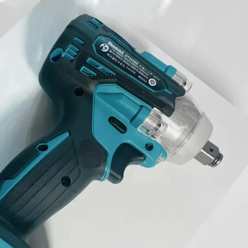 Makita DTW300 Cordless Wrench 18V Brushless Tool