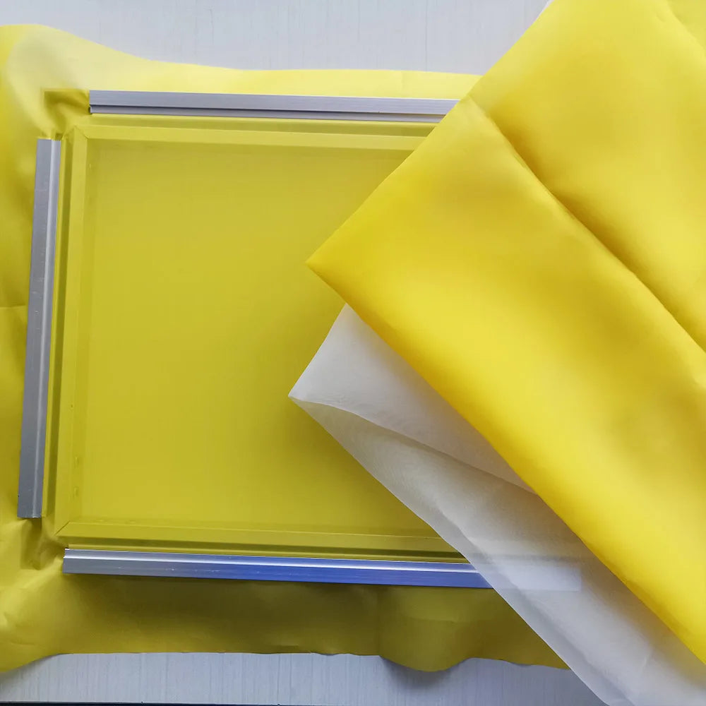 Gul polyester-skrifthunbsnet, 1 m × 127 cm
