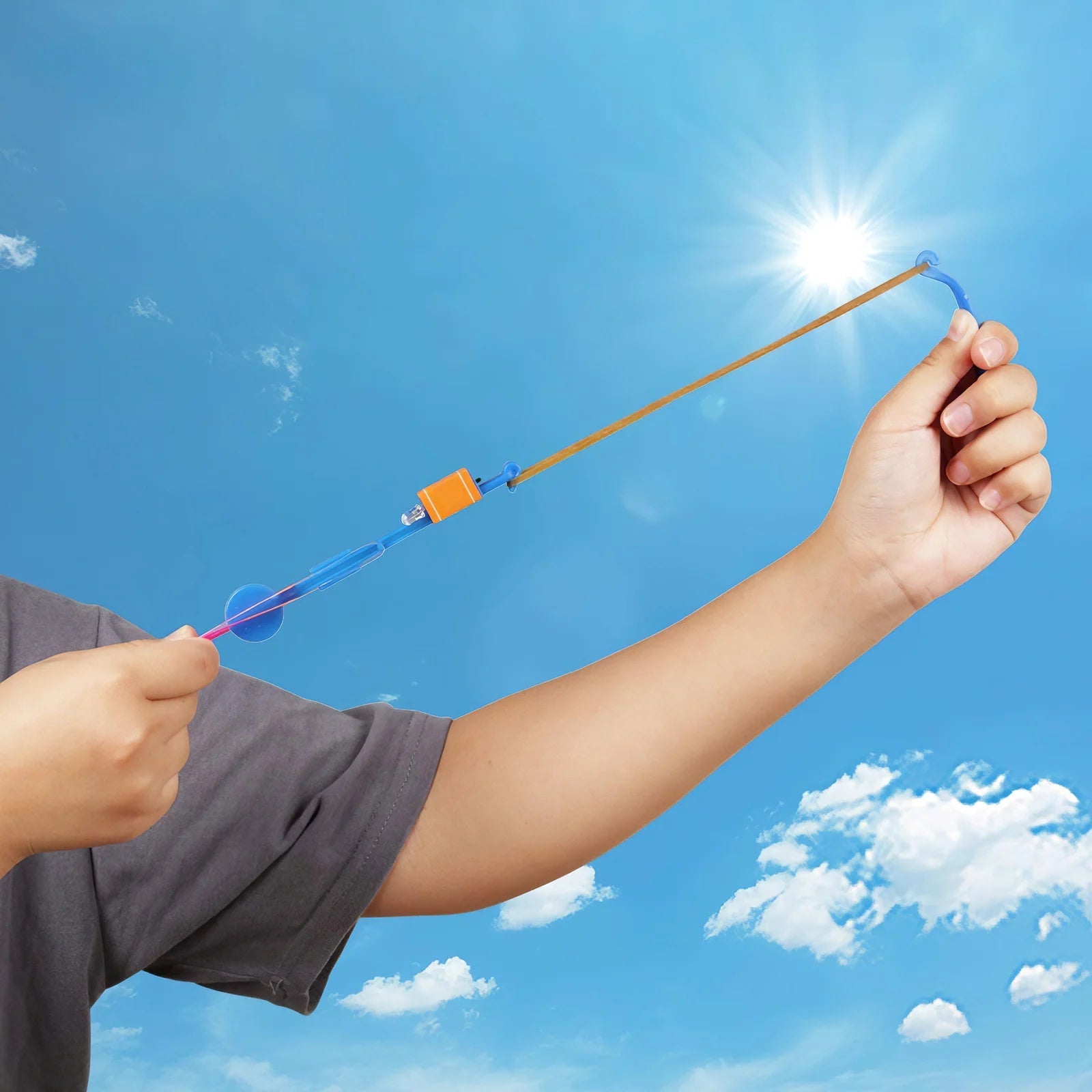 10PCS Outdoor Shining Rocket Flash LED Light Night Kids Luminous Slingshot Toys Shine Slingshot Elastic Helicopter Rotating Toy 