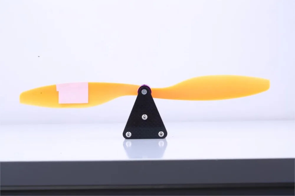 Magnetic Propeller Balancer for RC Models