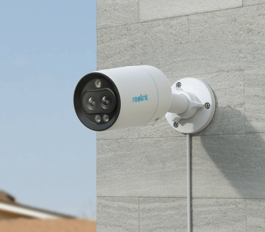 Advanced 8MP (3840 x 2160) Video Surveillance Camera with Adjustable 2.8-8mm Lens, 30m Night Vision Range, Built-in Microphone and Speaker, Human and Vehicle Detection, Active Deterrence, and Free Mobile Application - Spy-shop.com